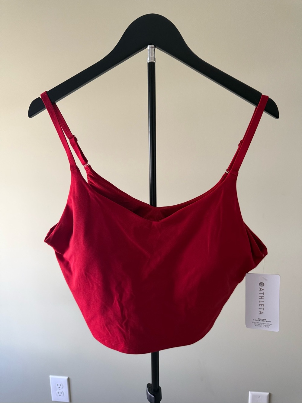 NWT Athleta Bold Red Crop Padded Shelf Tank XL